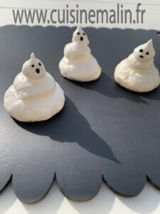 Meringues Fantômes pour Halloween